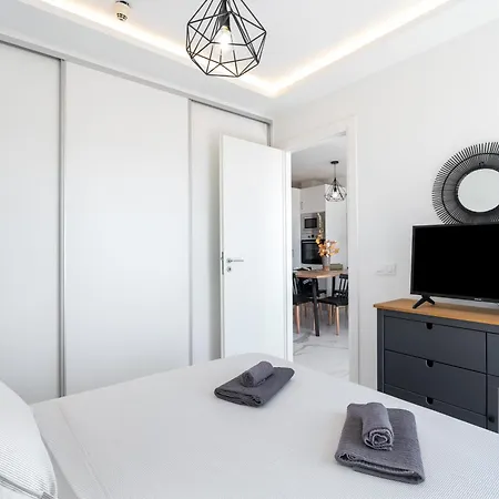 Granada Park Ll أرونا